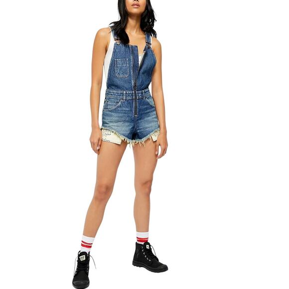 Free‎ People We The Free Denim Sunkissed Short Overalls Women's sz 0 | MSRP $108 - Picture 9 of 9